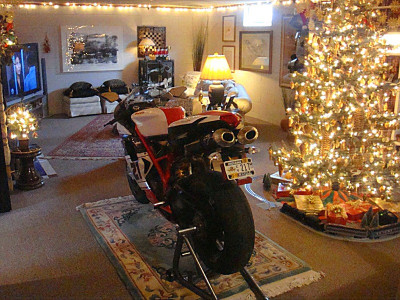 a_ducati_christmas.jpg