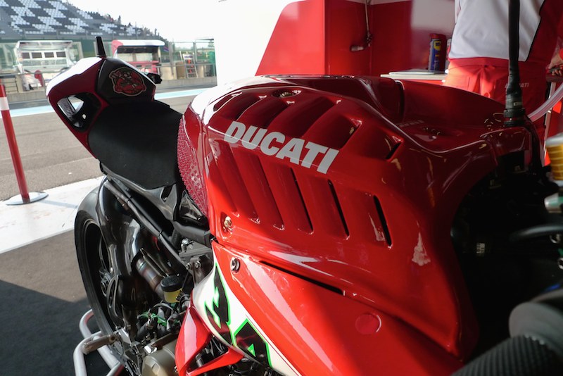 ducati-tank.jpg